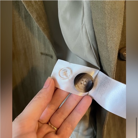H&M | double breasted olive linen blazer - Picture 8 of 9